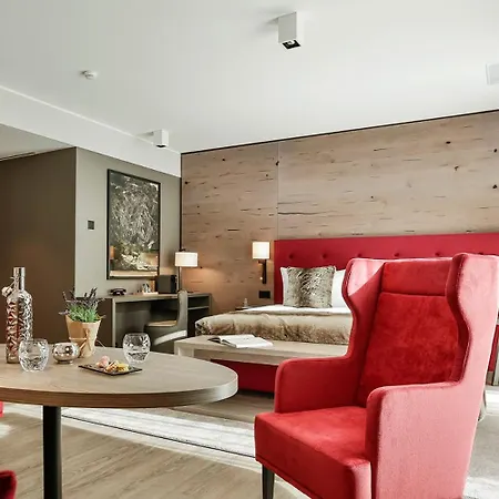 Ameron Swiss Mountain Hotel 4*